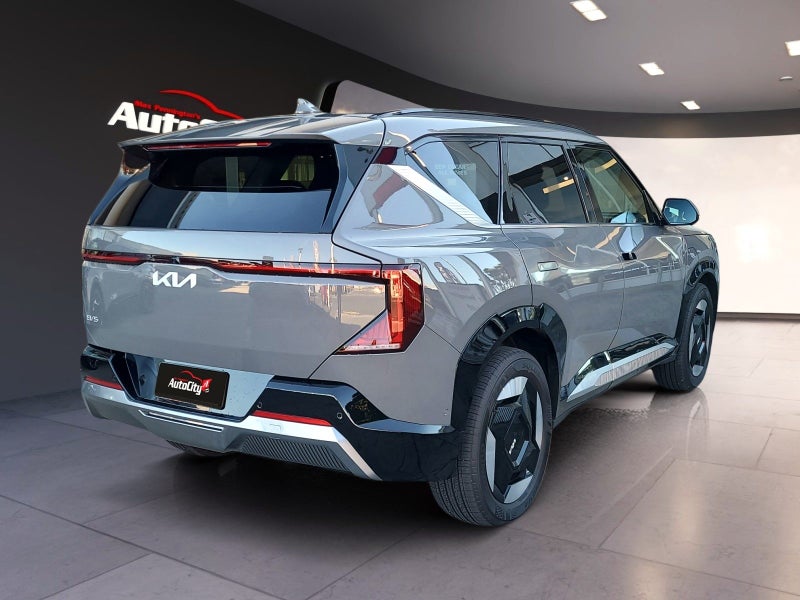 2026 Kia EV5 Earth Long Range AWD 88KWh image 4