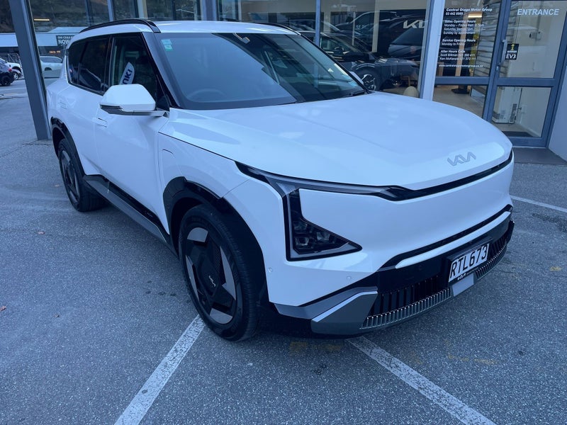 2026 Kia EV5 Earth LR AWD 88KWH image 2