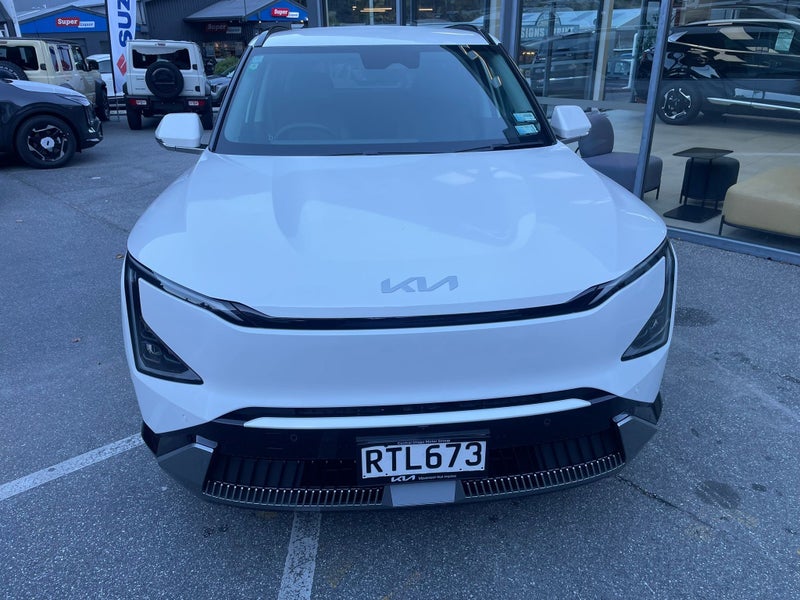 2026 Kia EV5 Earth LR AWD 88KWH image 3