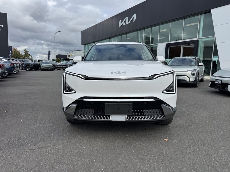 2026 Kia EV5 Earth Lr Awd 88Kwh image 3