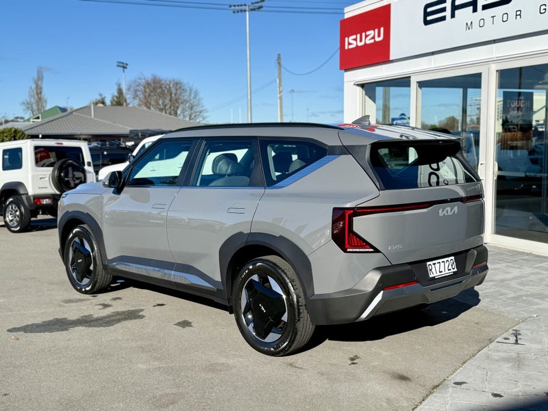 2026 Kia EV5 Light 2WD LR image 4