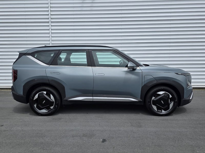 2026 Kia EV5 Light+ FWD LR image 3