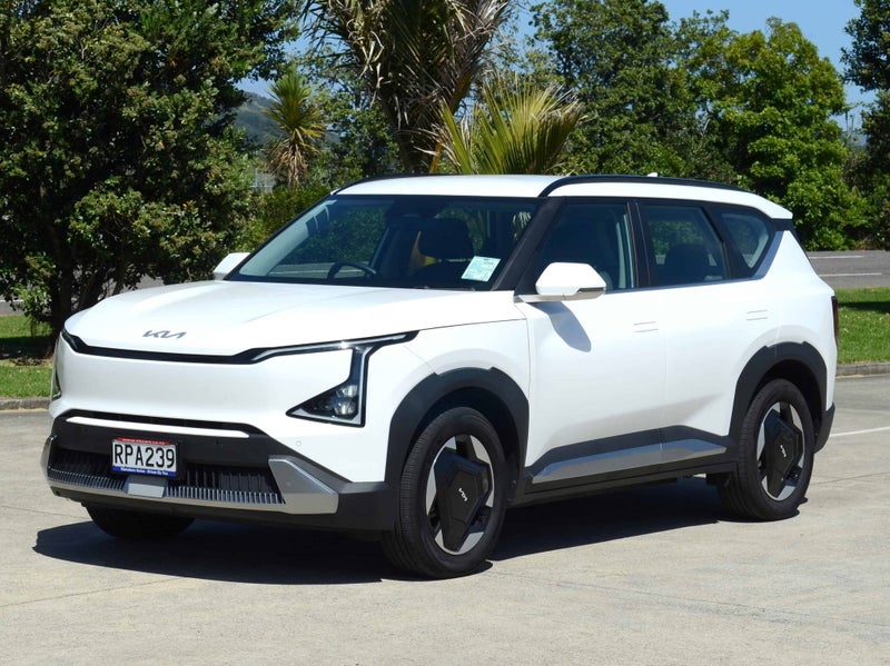 2026 Kia EV5 Light FWD LR SUV image 4