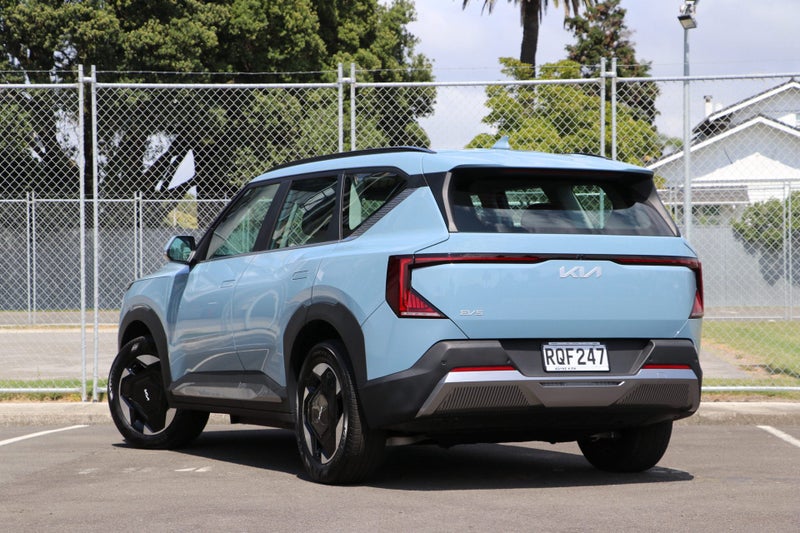 2026 Kia EV5 LIGHT LR 2WD 88KWH image 2