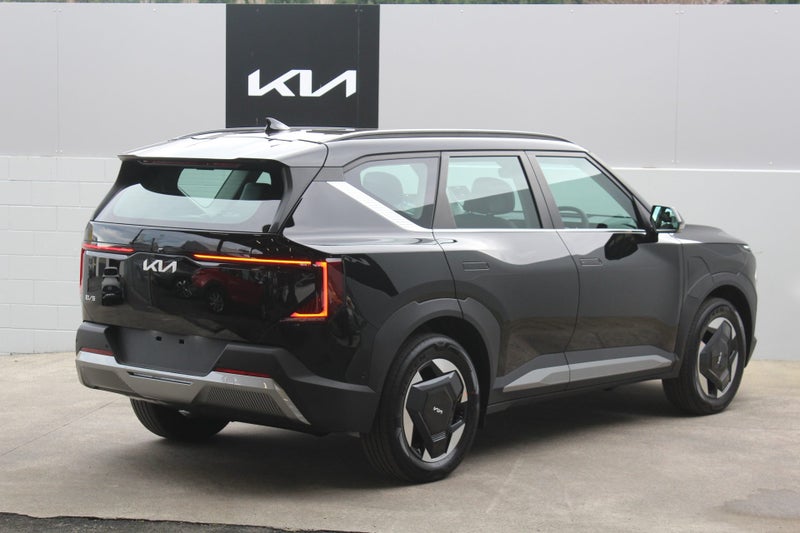 2026 Kia EV5 Light Plus 2WD Long Range SUV image 3