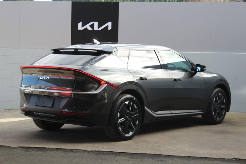 2026 Kia EV6 Light RWD Long Range 84kWh SUV image 3