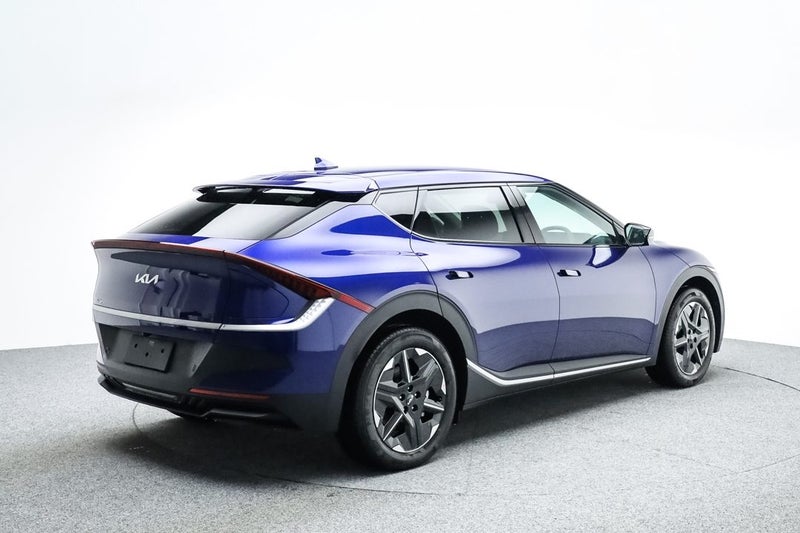 2026 Kia EV6 Light RWD LR image 4