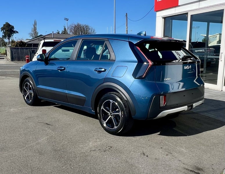 2026 Kia Niro HEV Light 1.6 Gasoline DCT image 3