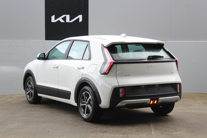 2026 Kia Niro HEV Light 1.6 SUV image 5