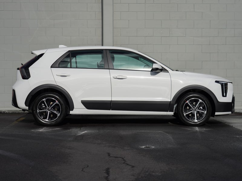 2026 Kia Niro HEV Light 1.6PH DCT 5Dr Wagon image 3