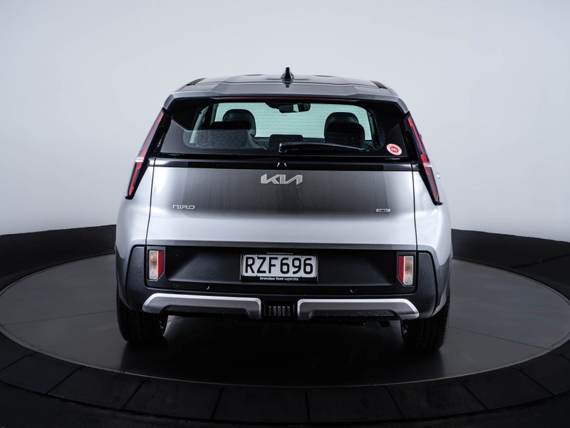 2026 Kia Niro Hybrid (HEV) Light PE Facelift image 4