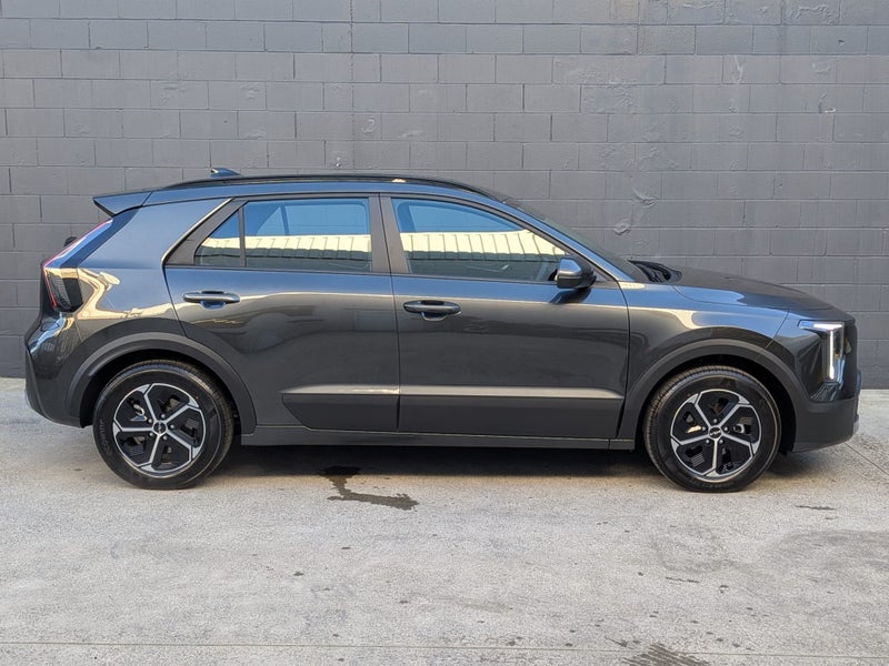 2026 Kia Niro Light+ 1.6 Hybrid image 3