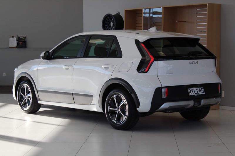 2026 Kia Niro LIGHT HYBRID 1.6L PETROL image 2