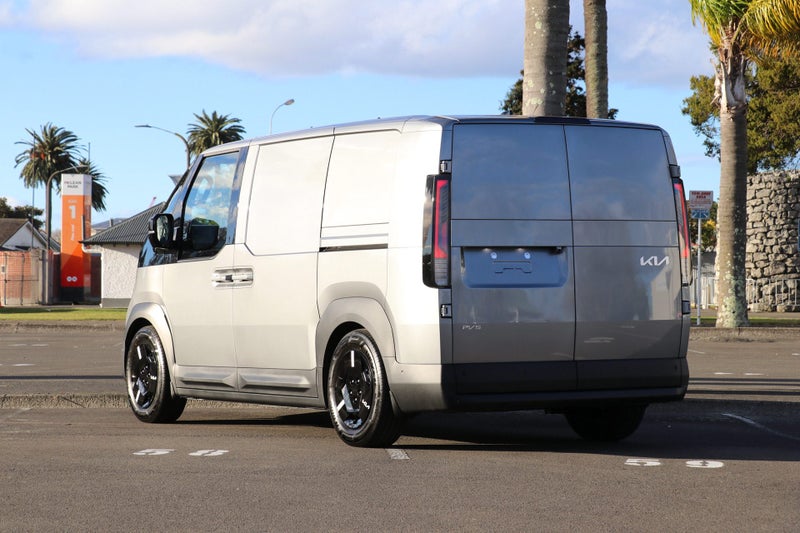 2026 Kia PV5 Cargo 5DR 71kWh/EV image 2