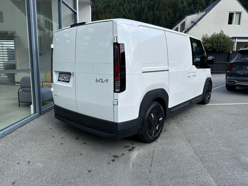 2026 Kia PV5 Cargo 6 Door EV image 2