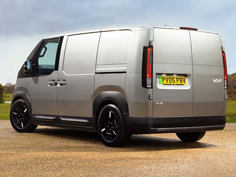 2026 Kia PV5 Cargo 71.2 kWh image 2