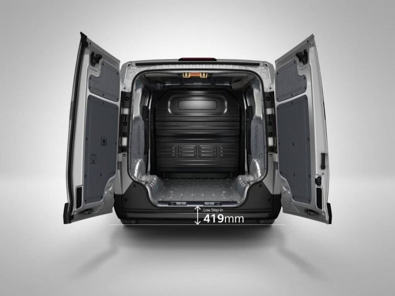 2026 Kia PV5 Cargo 71.2 kWh image 4