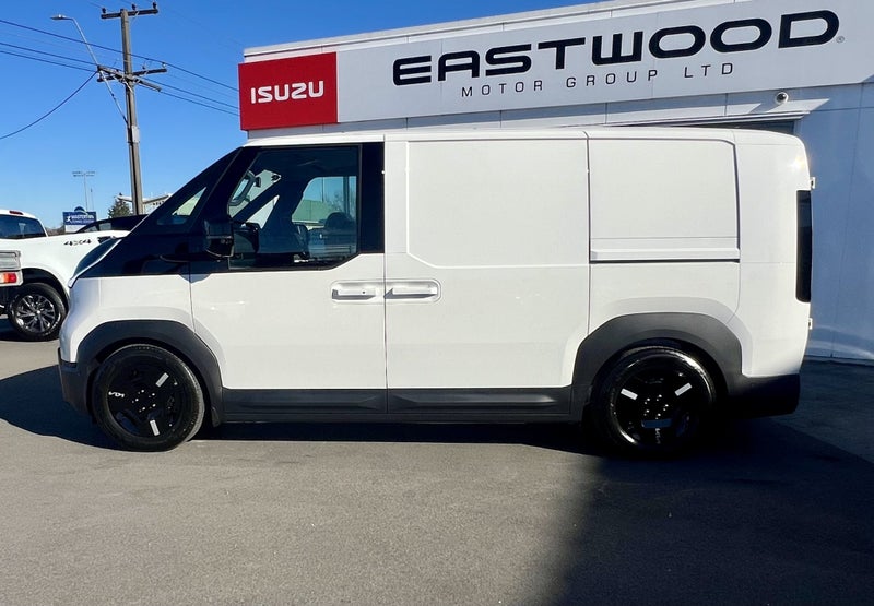 2026 Kia PV5 Cargo Standard Roof 6DR 11kw image 2