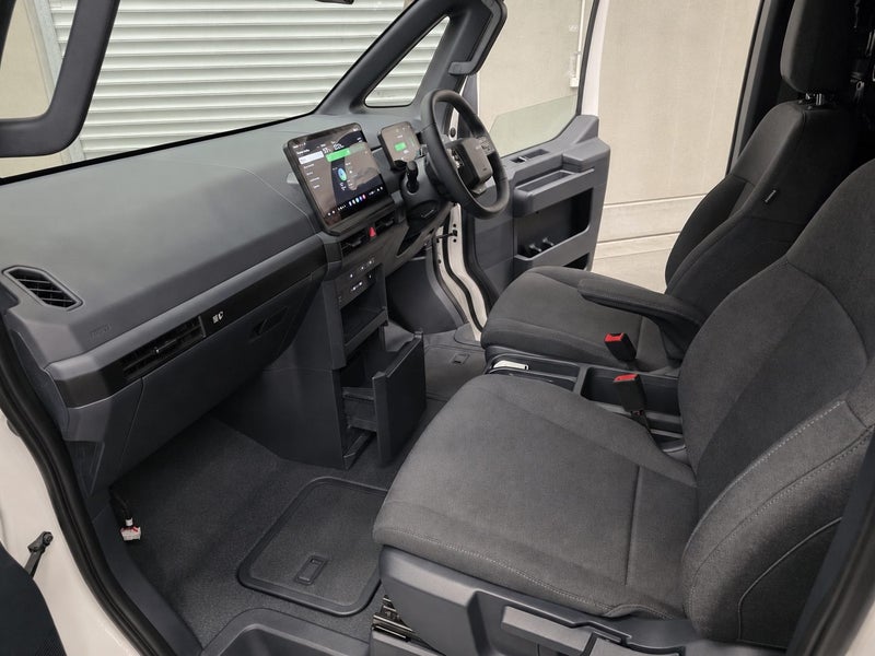 2026 Kia PV5 CARGO STANDARD ROOF (71.2kWh) image 3