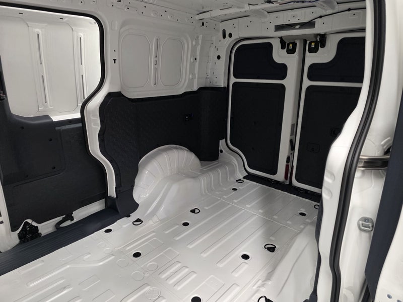 2026 Kia PV5 CARGO STANDARD ROOF (71.2kWh) image 4
