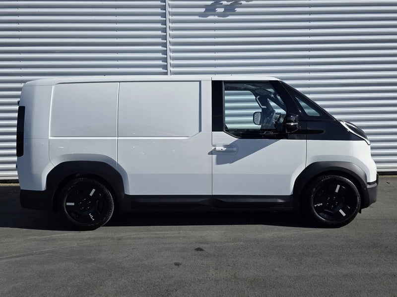 2026 Kia PV5 Cargo STD Roof 6DR 11kW image 3