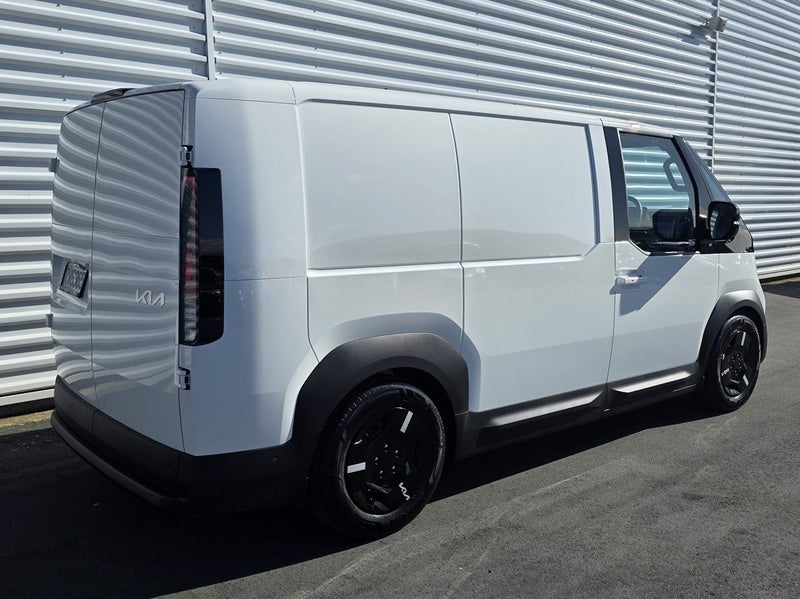 2026 Kia PV5 Cargo STD Roof 6DR 11kW image 4