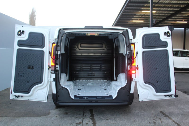 2026 Kia PV5 Cargo Van 6 door image 5
