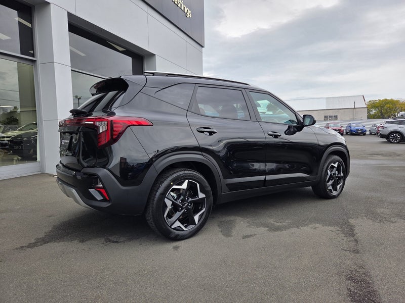 2026 Kia Seltos EX 2.0P image 3