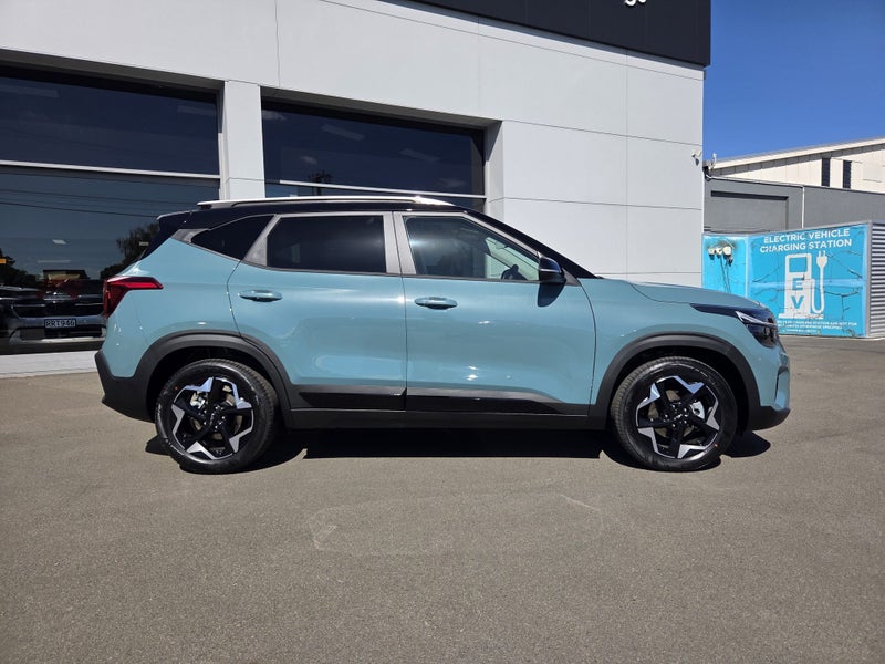 2026 Kia Seltos EX 2.0P image 2