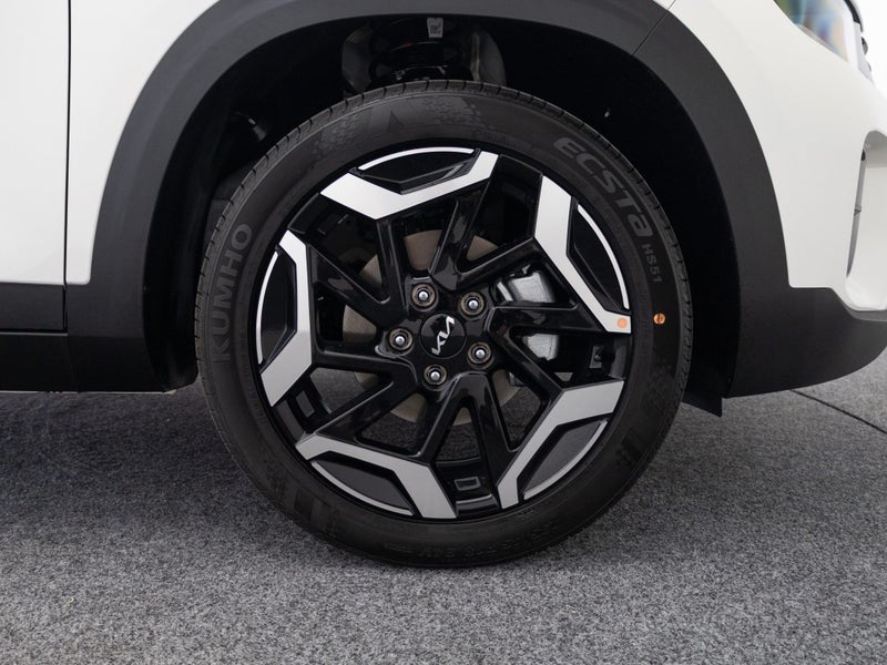 2026 Kia Seltos LTD 2.0 IVT image 3