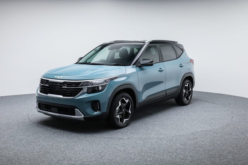 2026 Kia Seltos LX+ 2.0 (2-Tone)** image 3