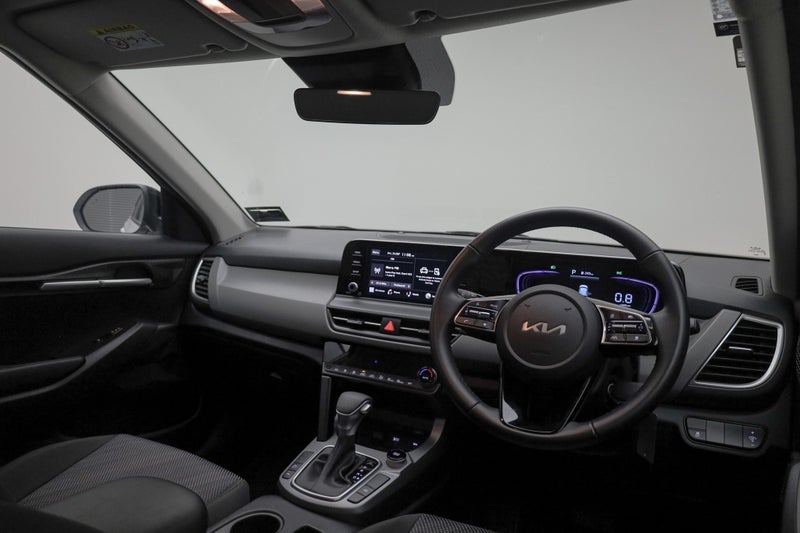 2026 Kia Seltos LX+ 2.0 image 2