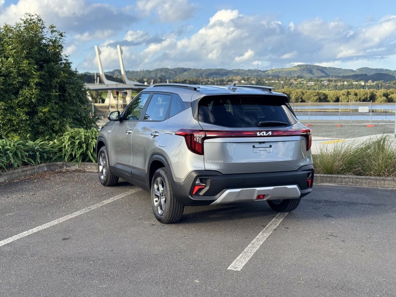 2026 Kia Seltos LX 2.0 auto image 5