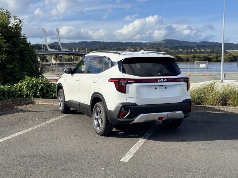 2026 Kia Seltos LX 2.0 auto image 5