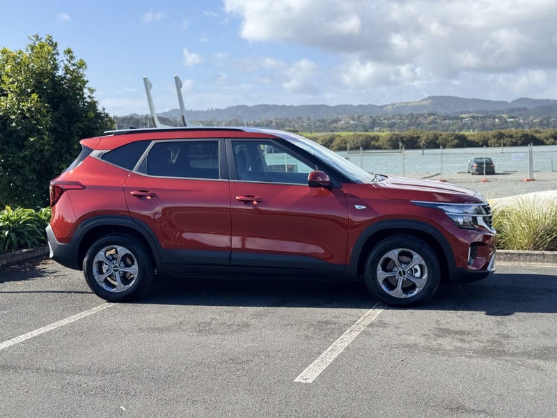 2026 Kia Seltos LX 2.0 auto image 2