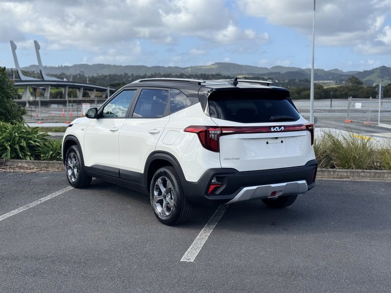 2026 Kia Seltos LX 2.0 auto image 5