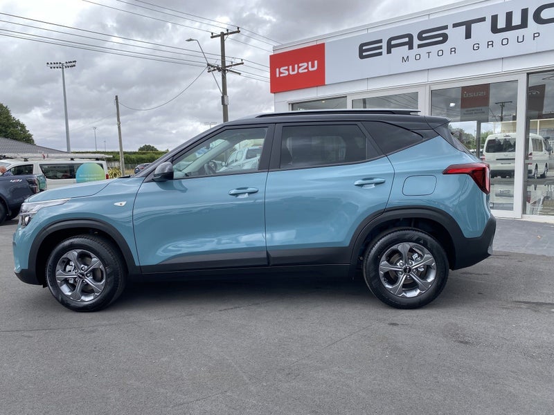 2026 Kia Seltos LX 2.0 Gasoline IVT image 2