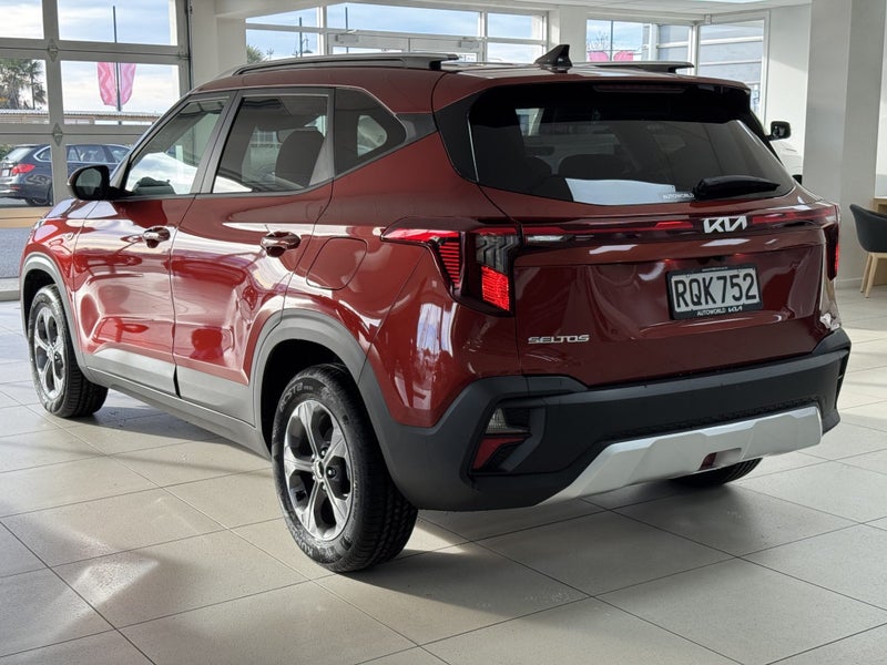 2026 Kia Seltos LX 2.0 IVT image 5