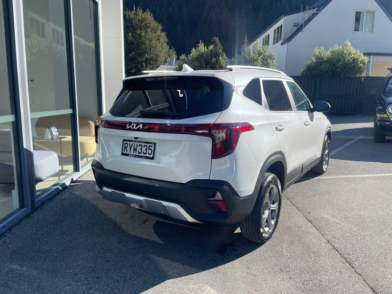 2026 Kia Seltos LX 2.0 IVT image 5