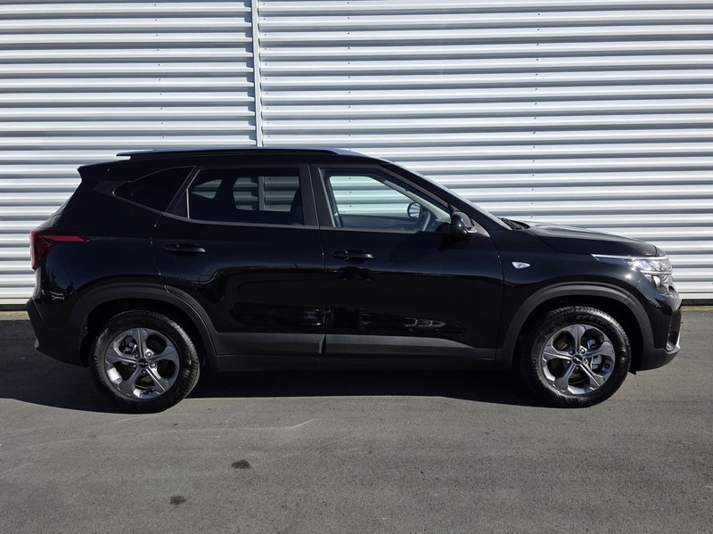 2026 Kia Seltos LX 2.0 Petrol IVT image 3