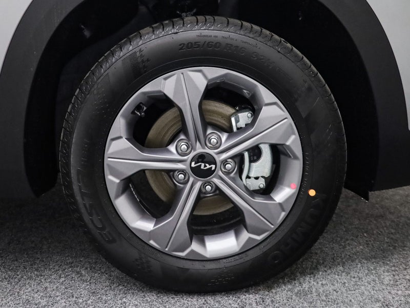 2026 Kia Seltos LX 2.0 Petrol IVT image 2