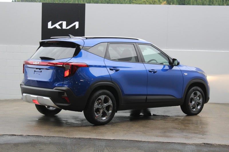 2026 Kia Seltos LX 2.0 SUV image 3
