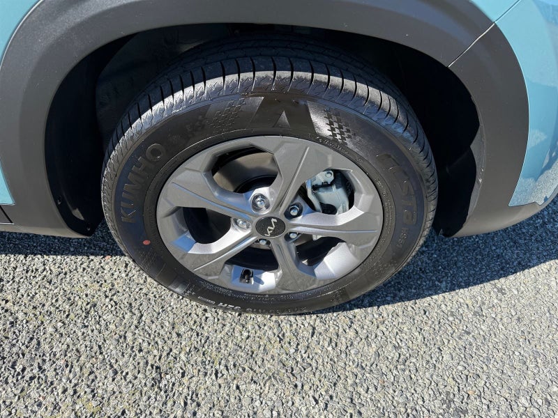 2026 Kia Seltos LX 2.0 (Two Tone) image 3