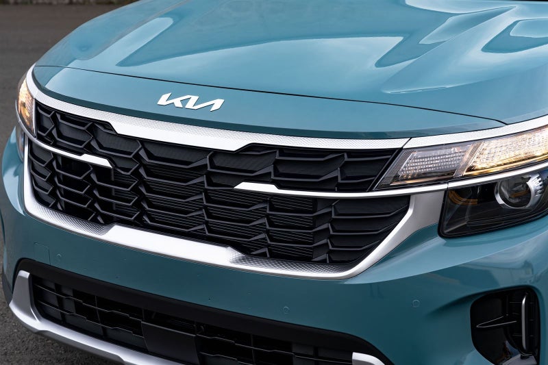 2026 Kia Seltos LX+ 2.0 (Two Tone) image 2