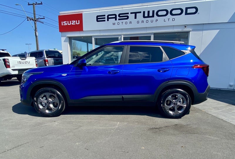 2026 Kia Seltos LX 2.0L auto image 2
