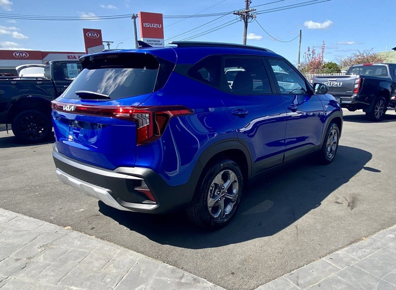 2026 Kia Seltos LX 2.0L auto image 4