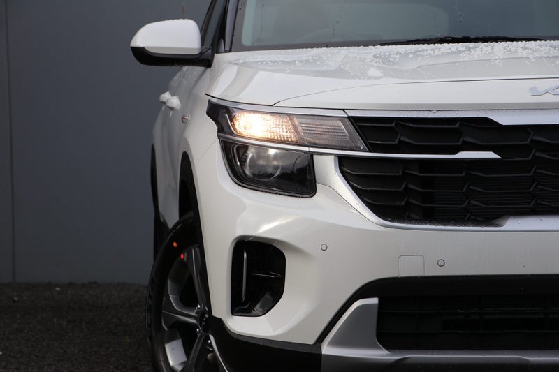 2026 Kia Seltos LX 2.0L DOHC IVT image 5