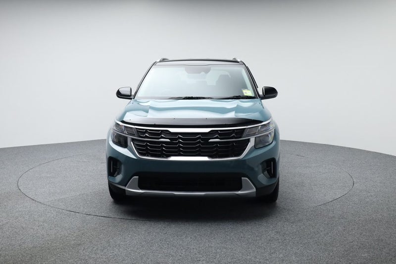 2026 Kia Seltos LX 2.0L DOHC IVT (2-Tone)** image 2