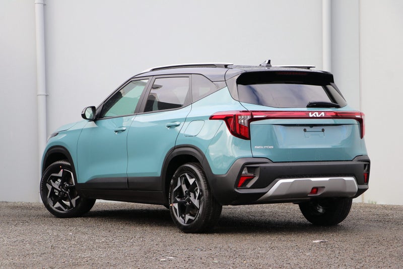 2026 Kia Seltos Lx+ 2.0L DOHC IVT image 2
