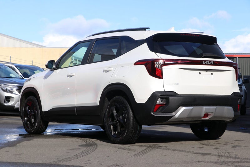 2026 Kia Seltos LX+ 2.0L DOHC IVT image 2